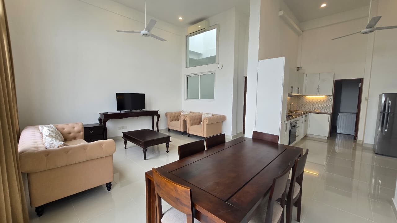 PENTHOUSE 3 Bedroom for SALE in Kirulapona — image 1